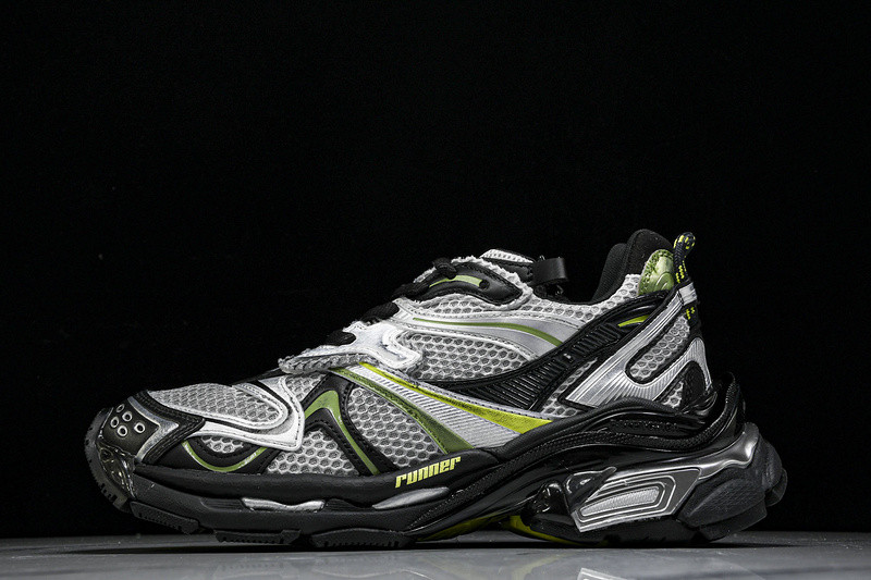 Balenciaga Runner W3RXP-0125