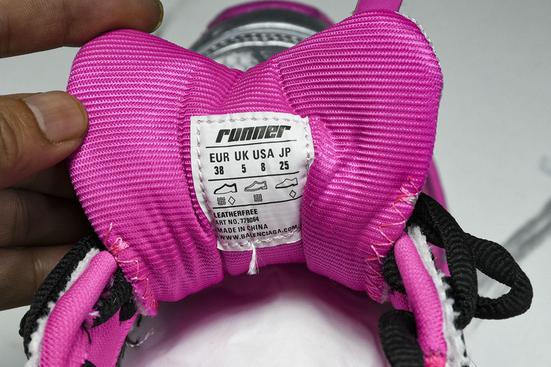 Balenciaga Runner W3RXP-5418