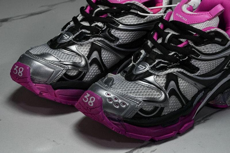 Balenciaga Runner W3RXP-5418