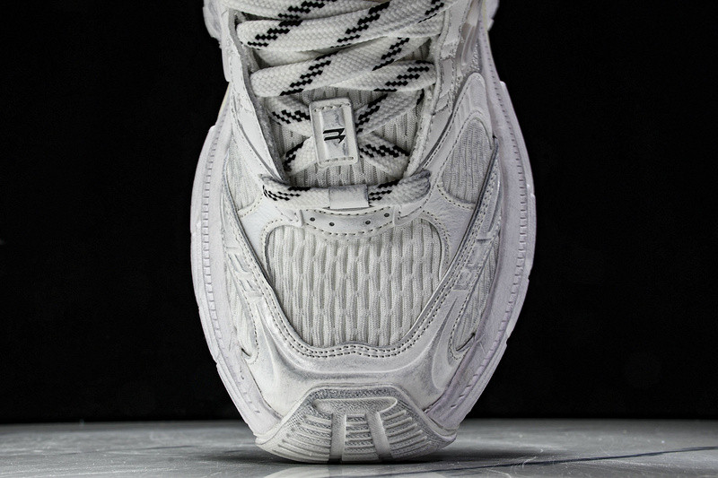 Balenciaga 6XL Sneaker