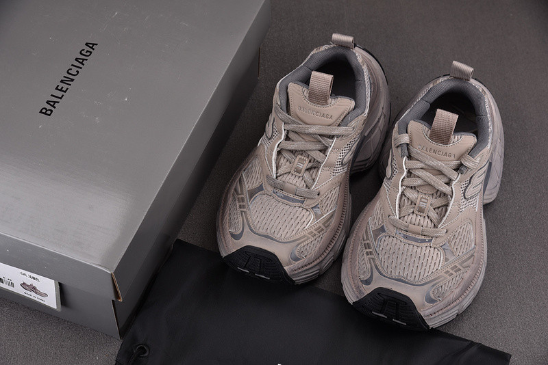 Balenciaga 6XL Sneaker