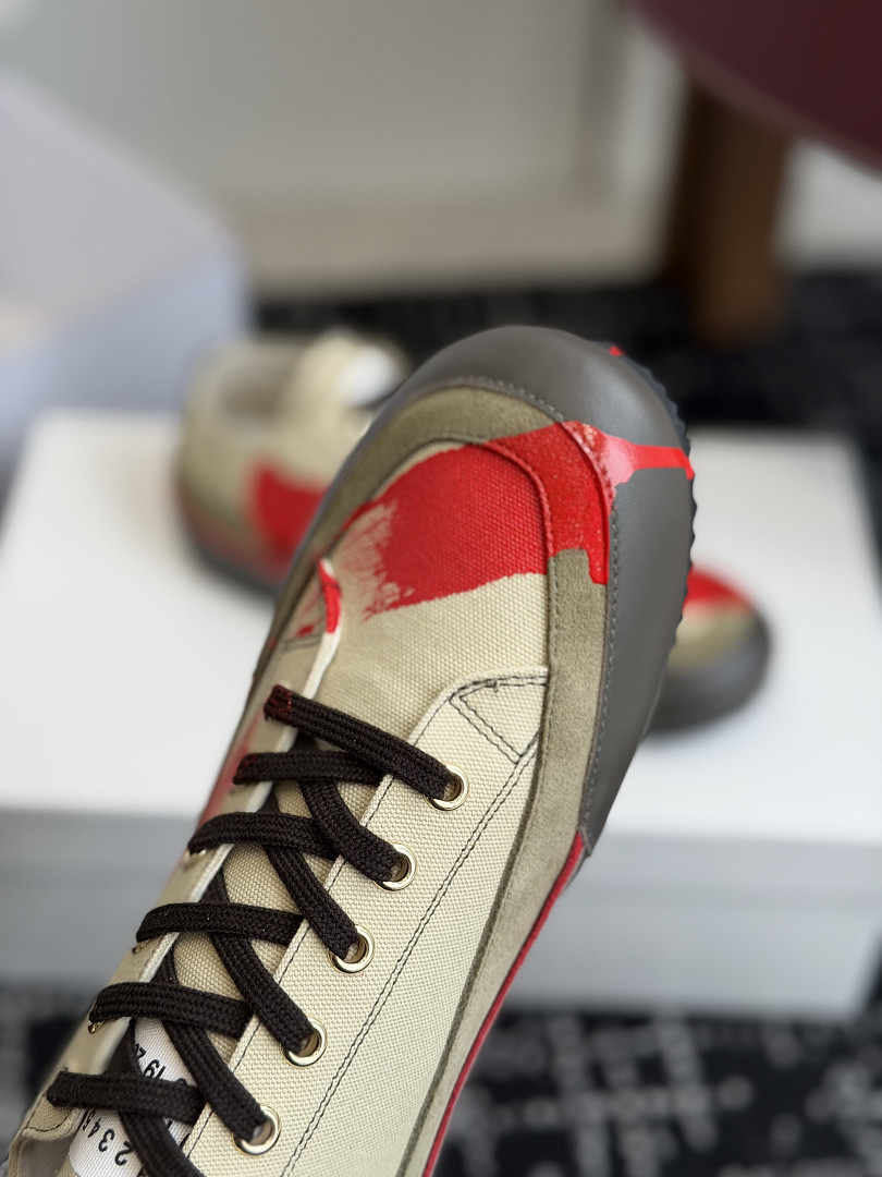 Ma1s0n Marg*e1a Sneakers