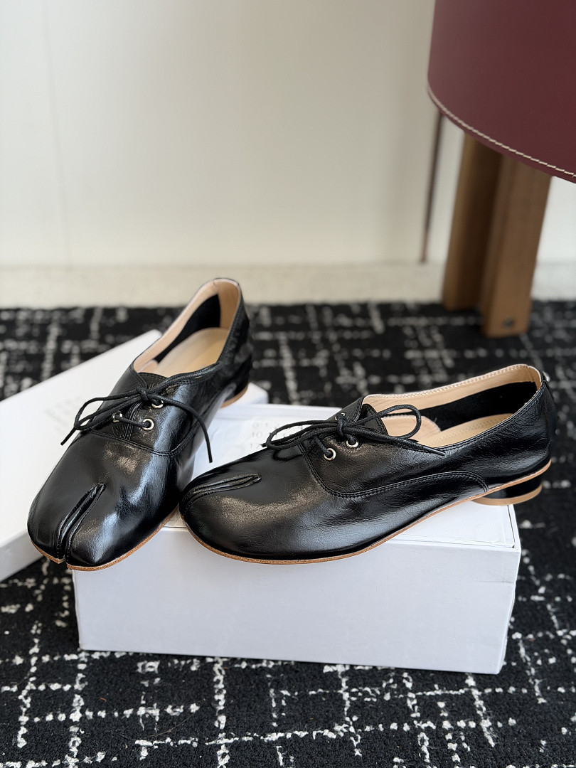 Ma1s0n Marg*e1a Tabi Loafers