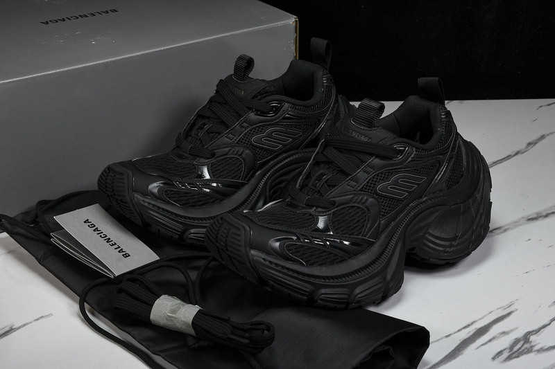 Balenciaga 10XL Sneaker