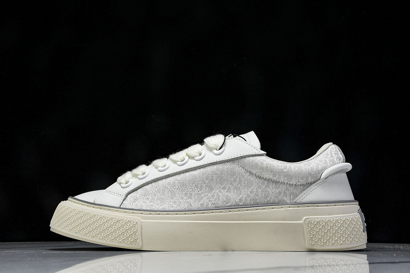 DR B33 Sneaker
