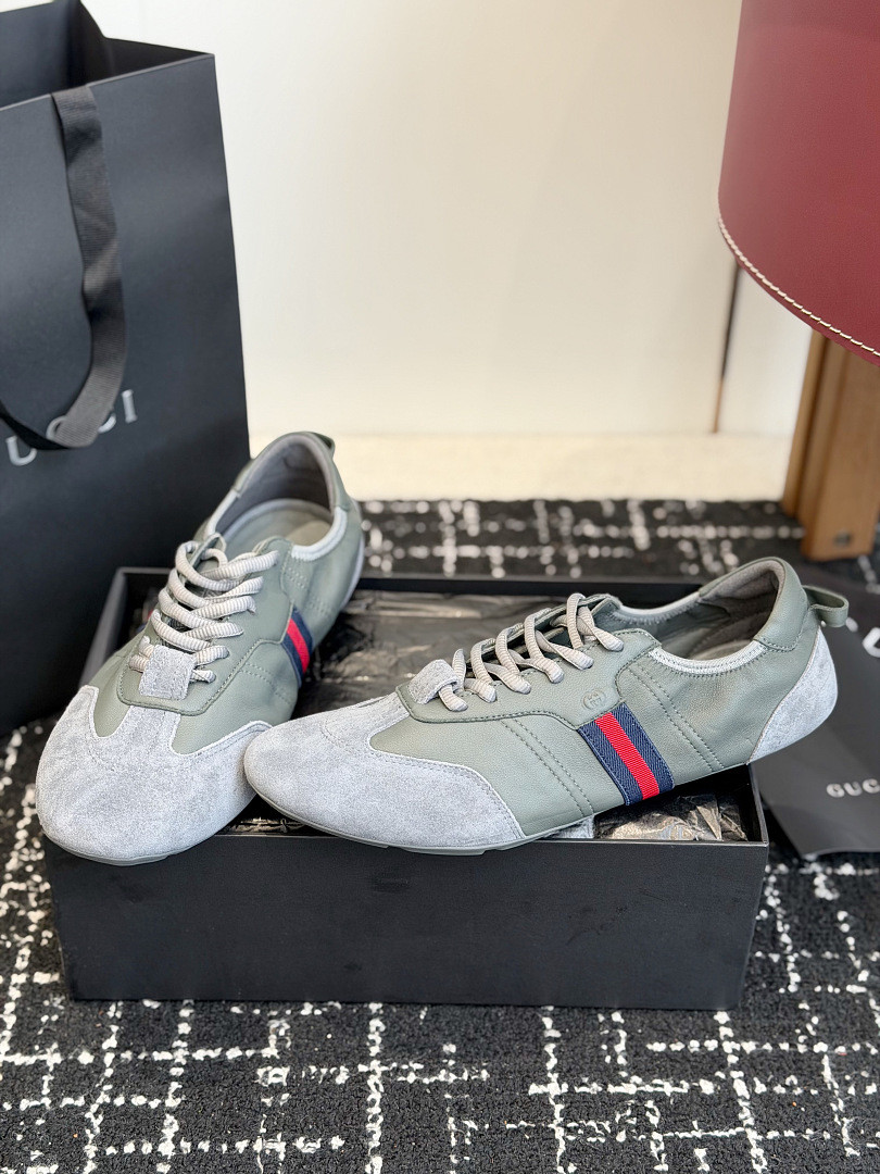 GC Sneakers