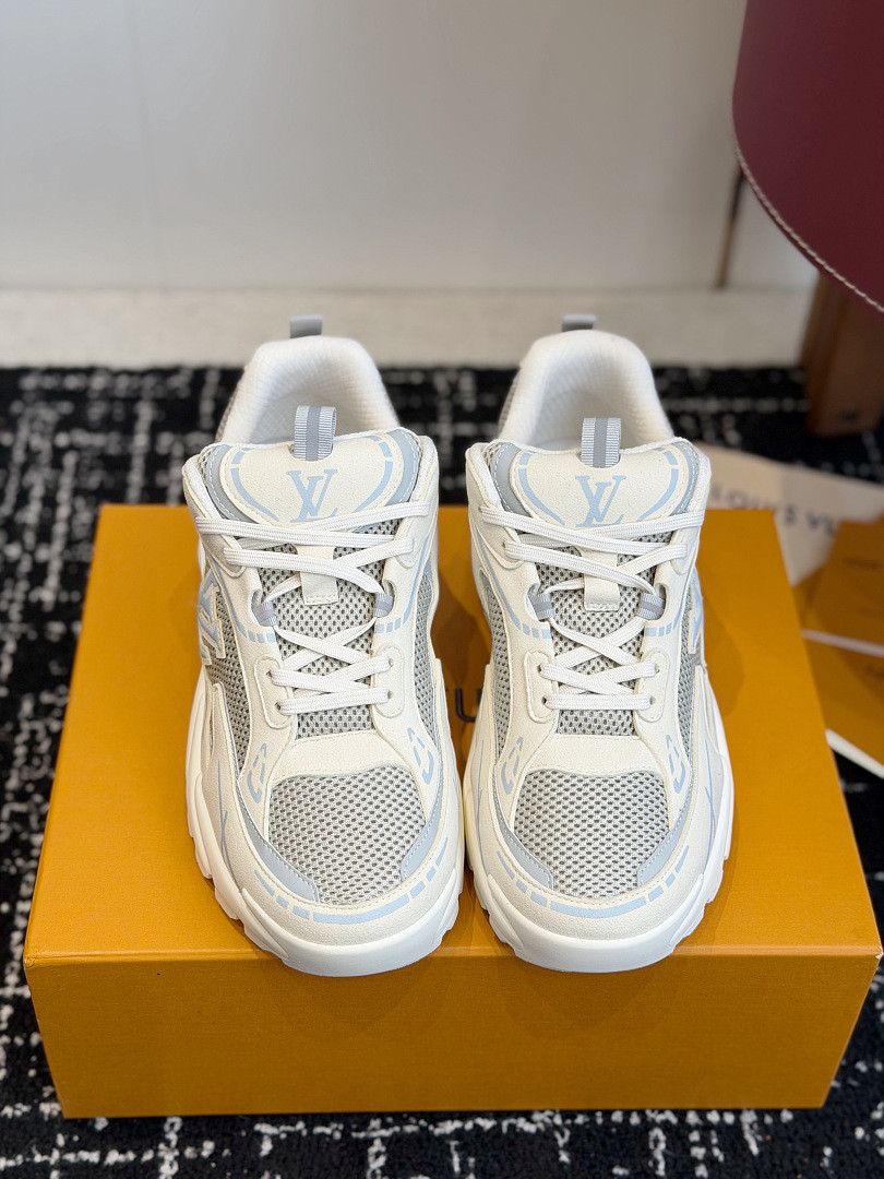 L*V Tatic Runner Sneaker