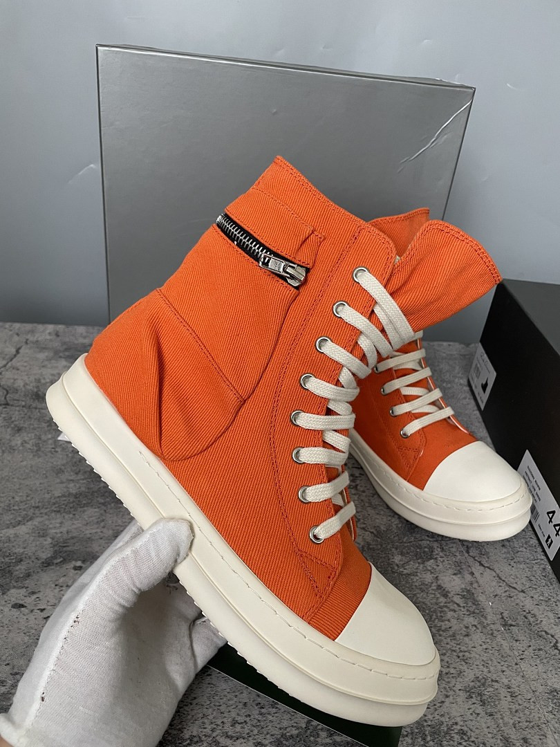 RO Sneakers
