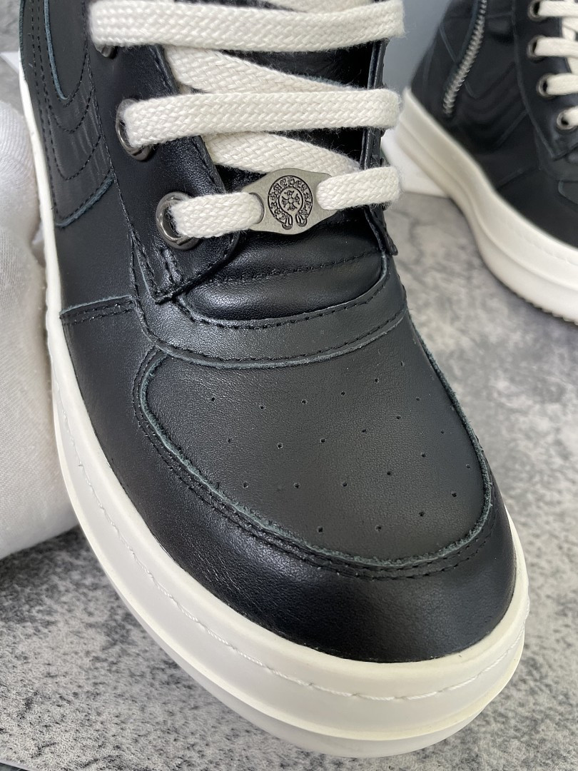 RO Sneakers