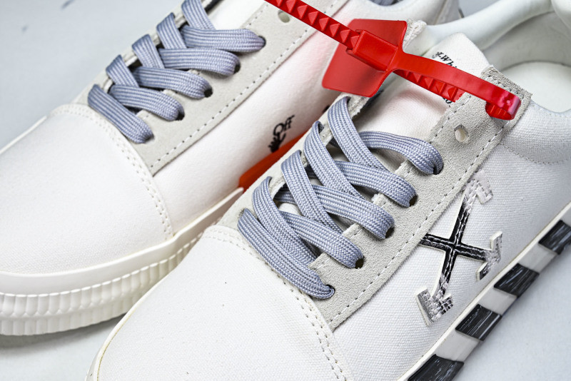 OFF-WHITE Virgil Abloh Vulc Low Top