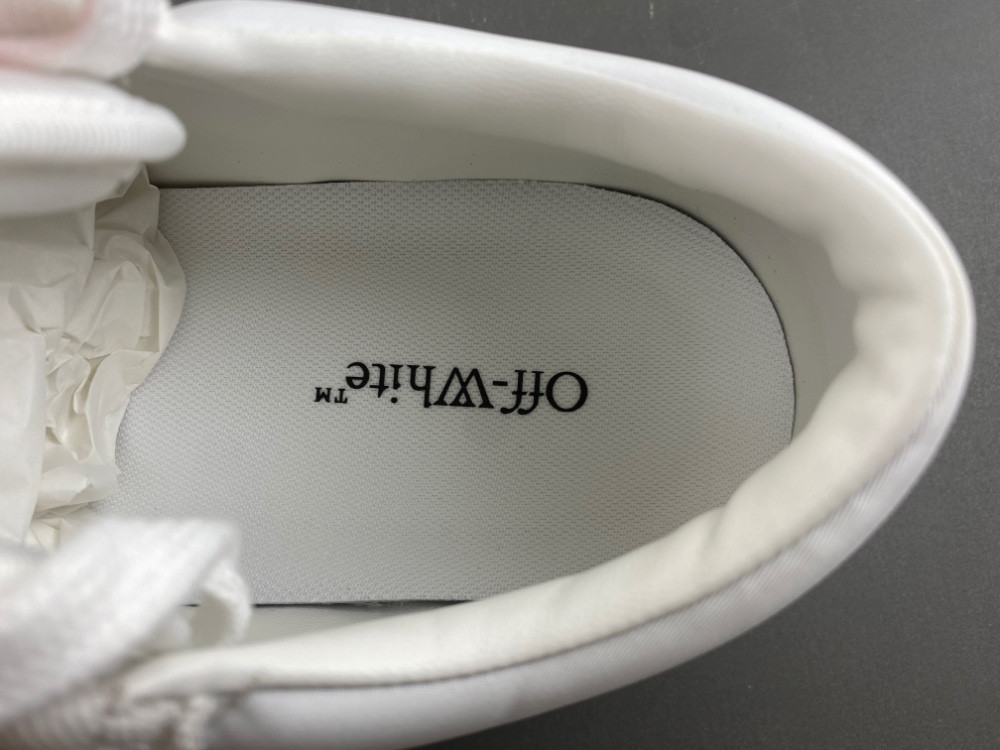 OFF-WHITE Virgil Abloh Vulc Low Top