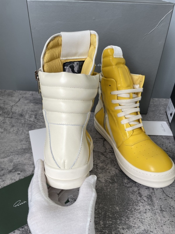 RO Sneakers