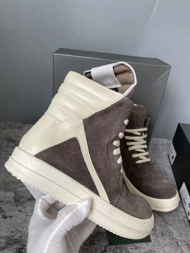 RO Sneakers