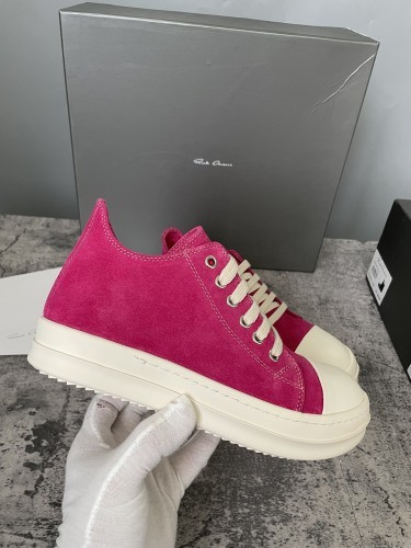 RO Sneakers