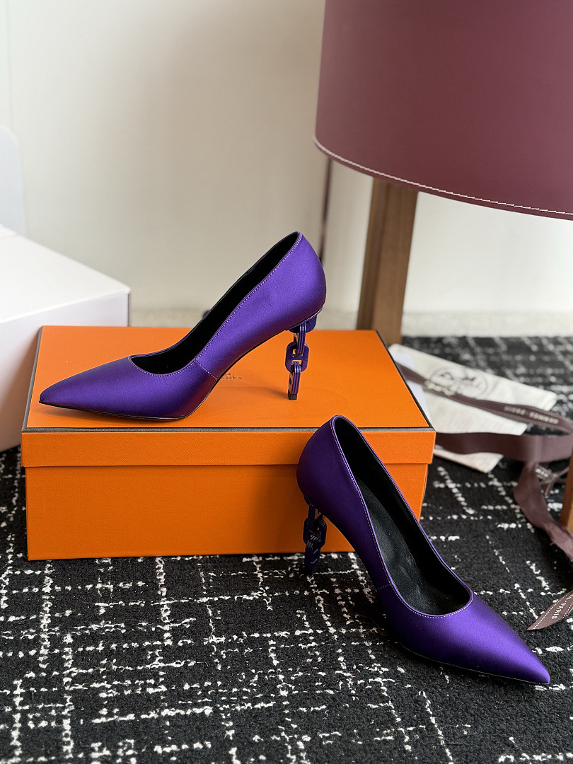 H**me5 HIGH HEELS
