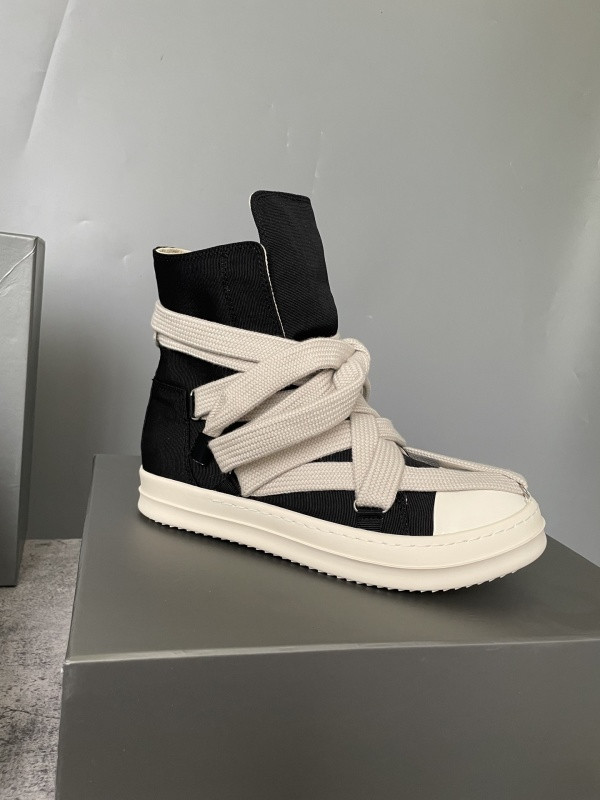 RO Sneakers