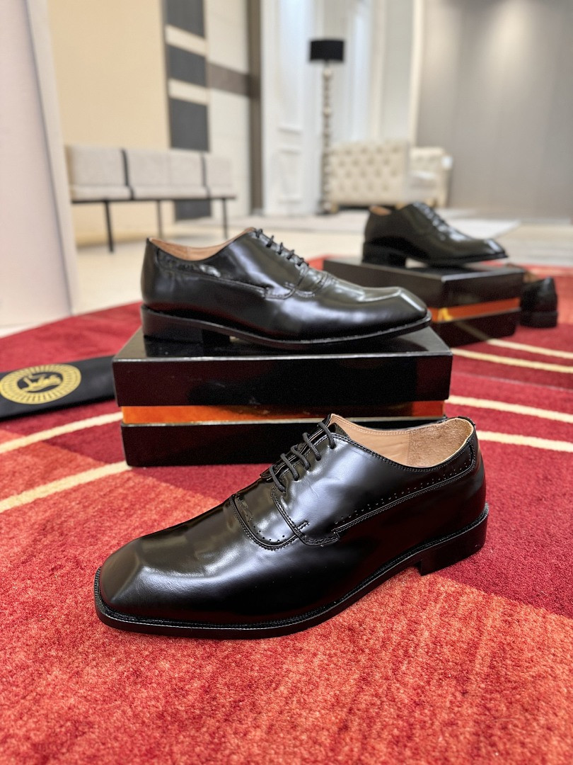 Chris Loubon Sneakers CL-139