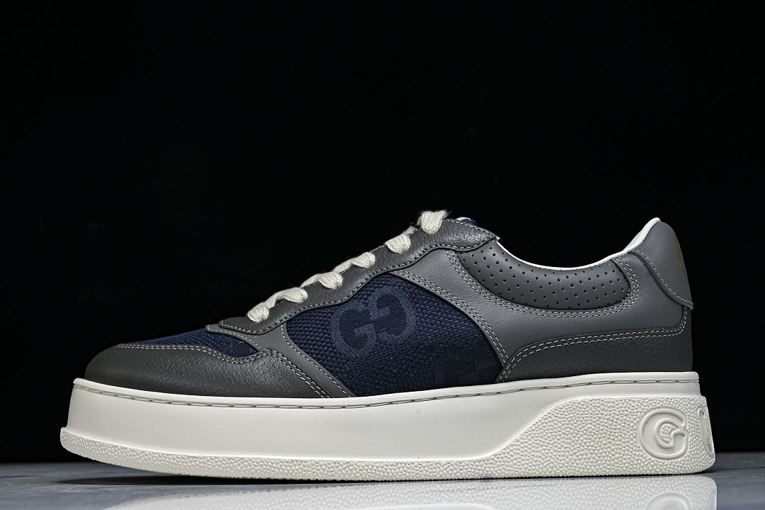 GC Sneakers