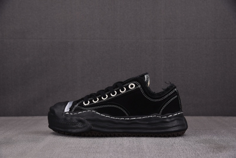 Ma1s0n Mihara Sneakers