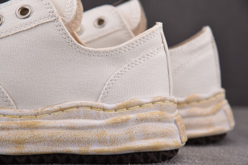 Ma1s0n Mihara Sneakers