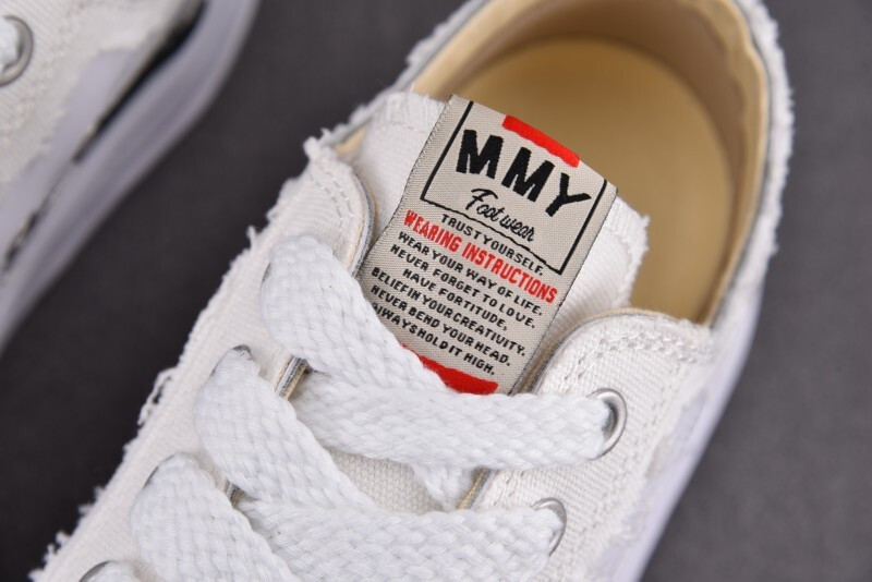 Ma1s0n Mihara Sneakers