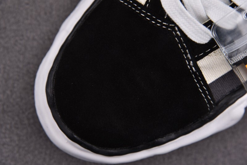 Ma1s0n Mihara Sneakers