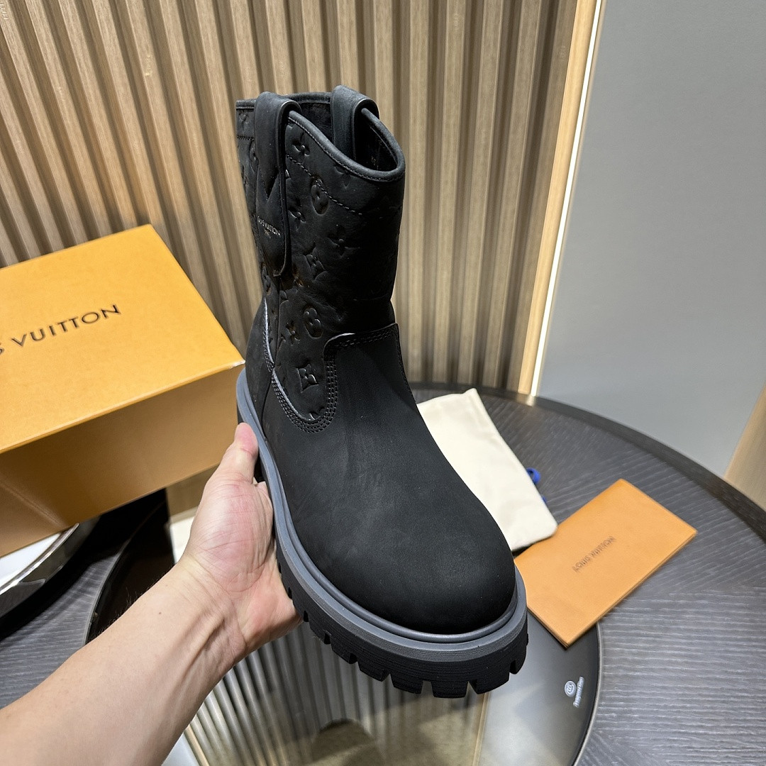 L*V BOOTS