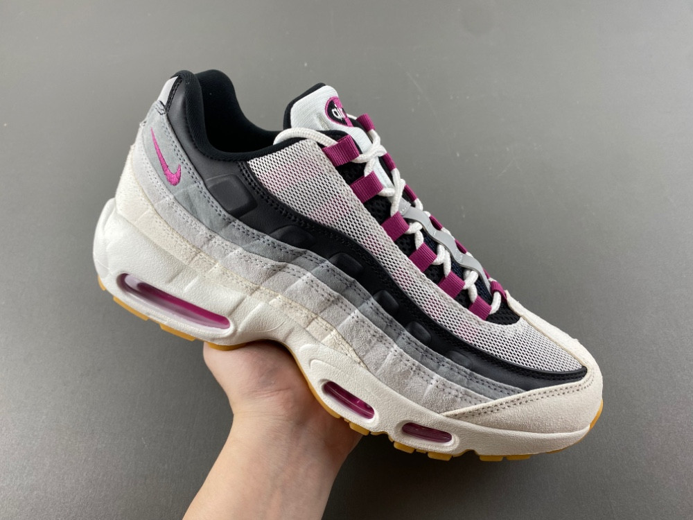 Nike SB x Air Max 95 HF7545-100