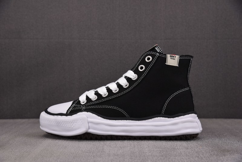 Ma1s0n Mihara Sneakers