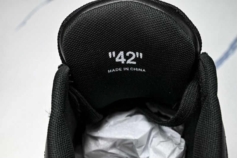 Off White GYM Sneaker