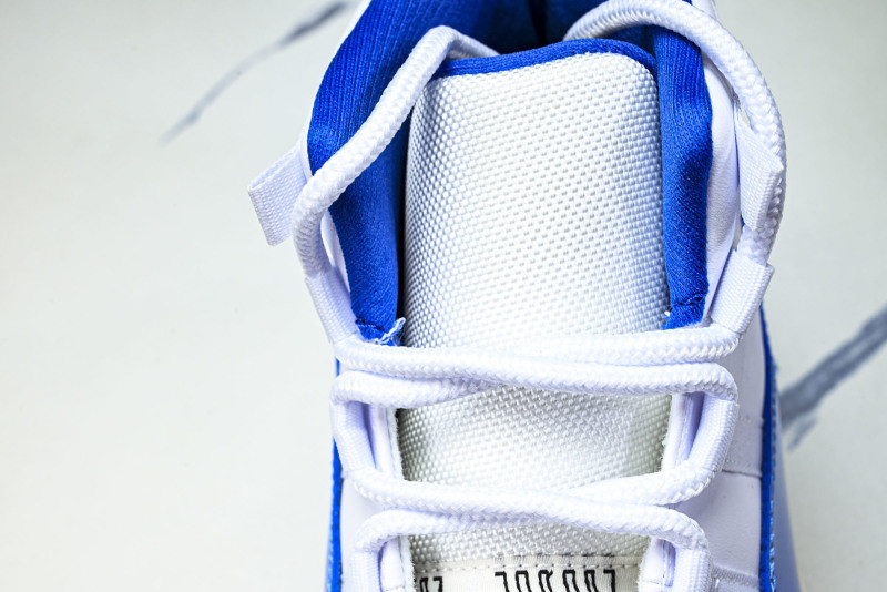 Air Jordan 11 IO8959-133