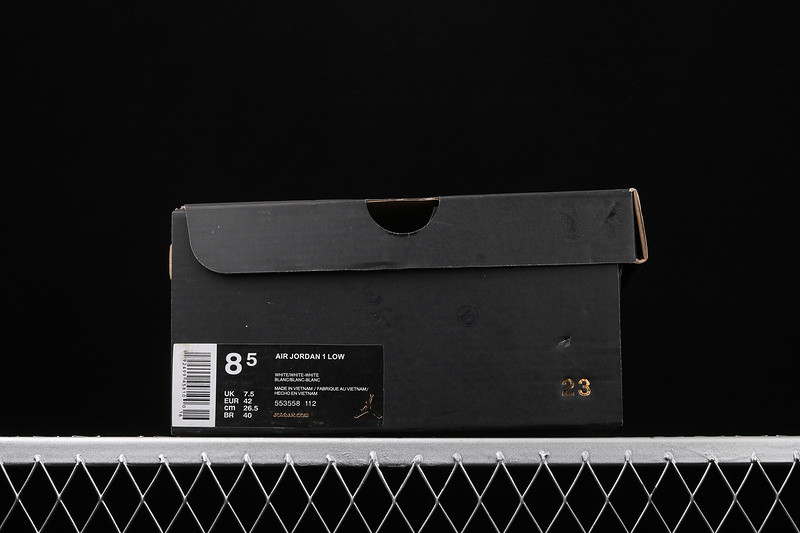 Air Jordan 1 Low “Triple White” 553558-112