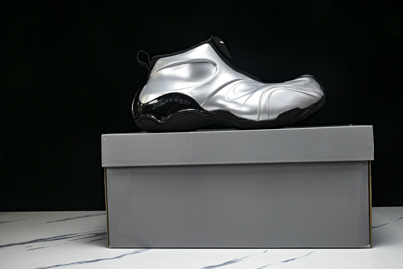 BLCG SNEAKER WBKBM8010