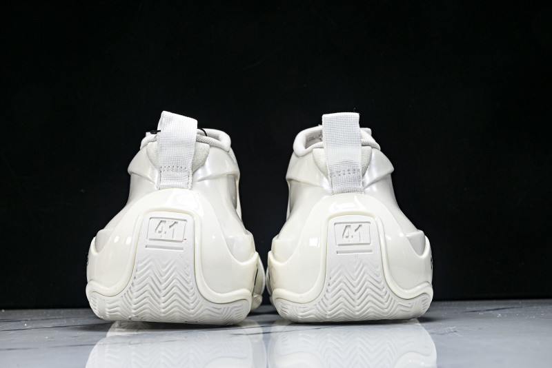 BLCG SNEAKER WBKBM9000
