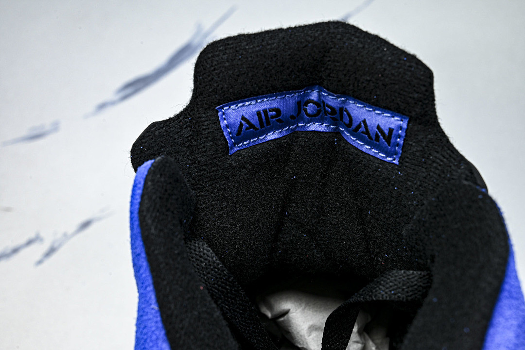 Jordan Air Jordan 5 Retro Blue Suede DD0587-400