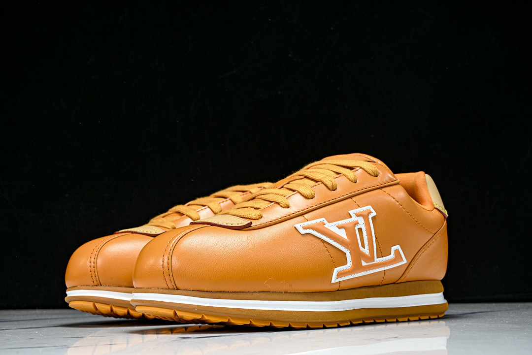 L*V Buttersoft Sneaker