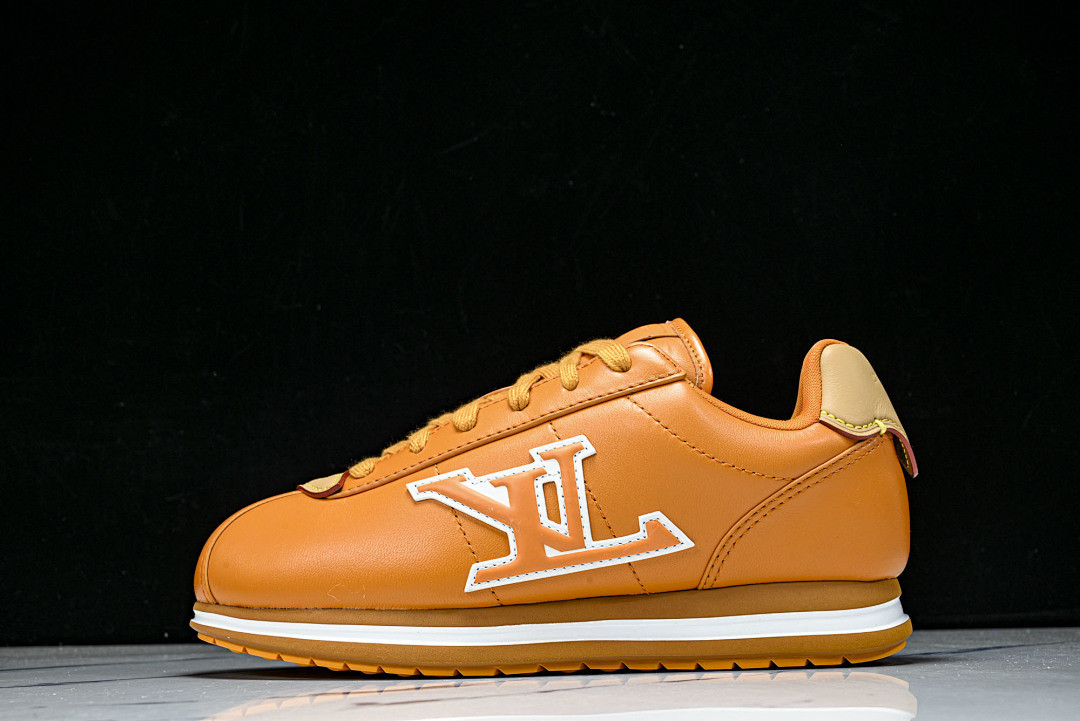 L*V Buttersoft Sneaker