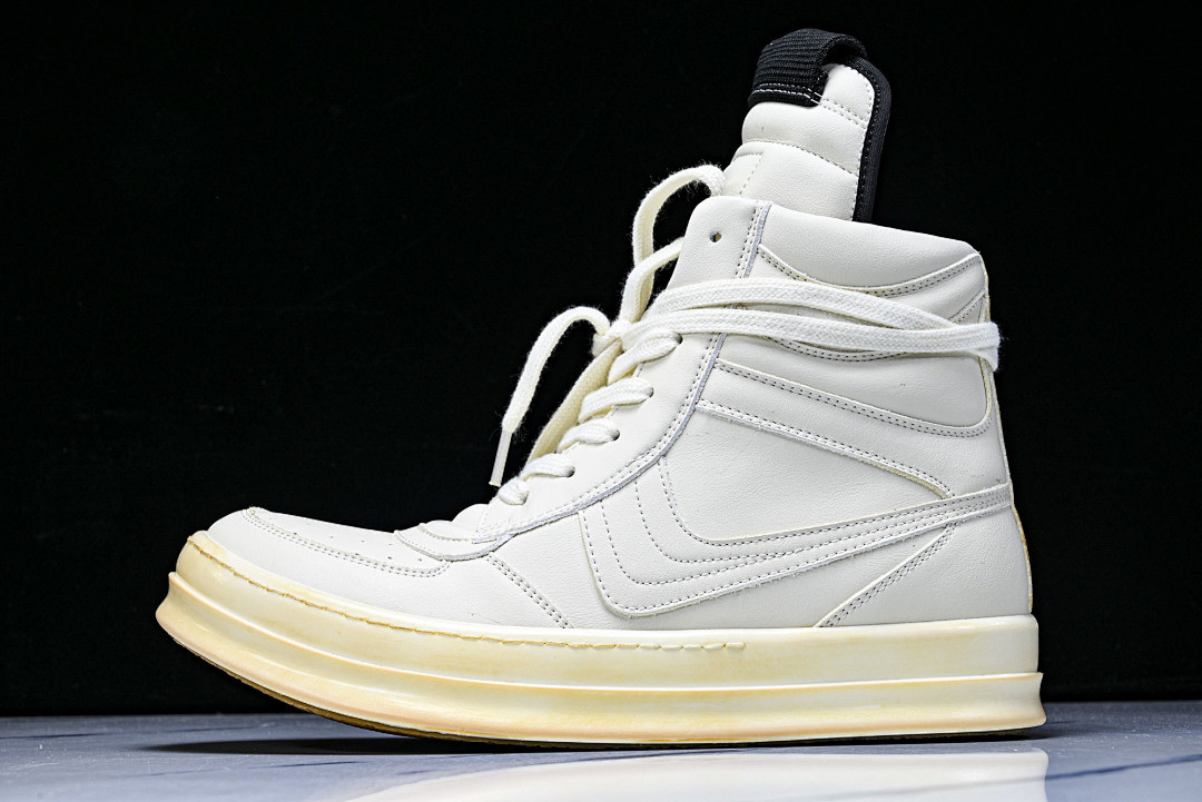 RO Sneakers