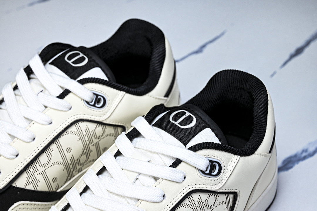 DR B27 Sneaker