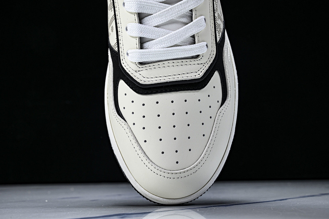 DR B27 Sneaker