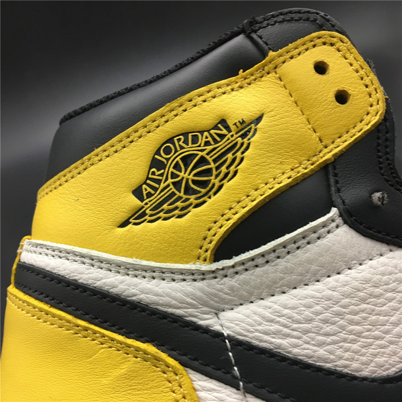 Air Jordan 1 Retro High OG “Yellow Toe” AR1020-700