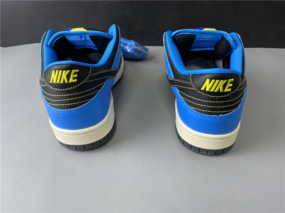 Instant Skateboard x Nike Dunk SB Low Blue Black White CZ5128-400