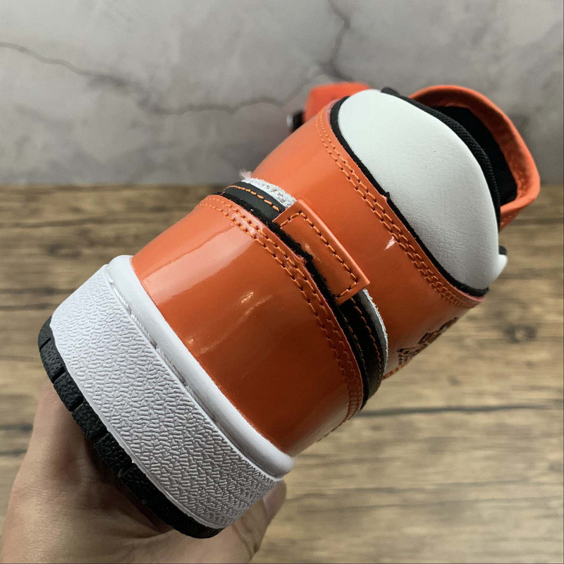 Air Jordan 1 Mid “Turf Orange” DD6834-802