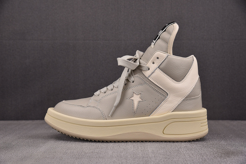 RO Sneakers