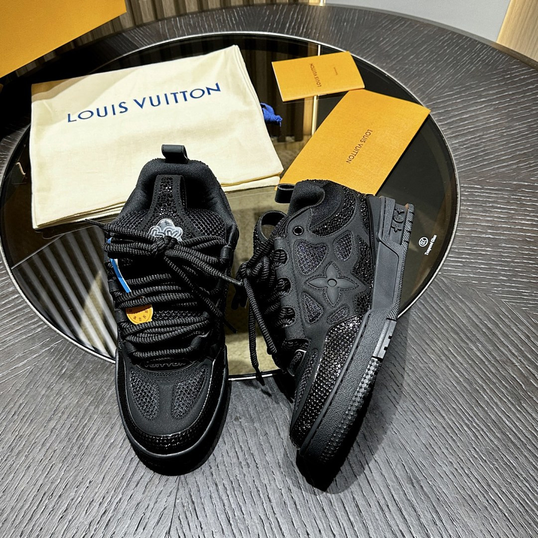 (ALL BLACK) L*V SKATE