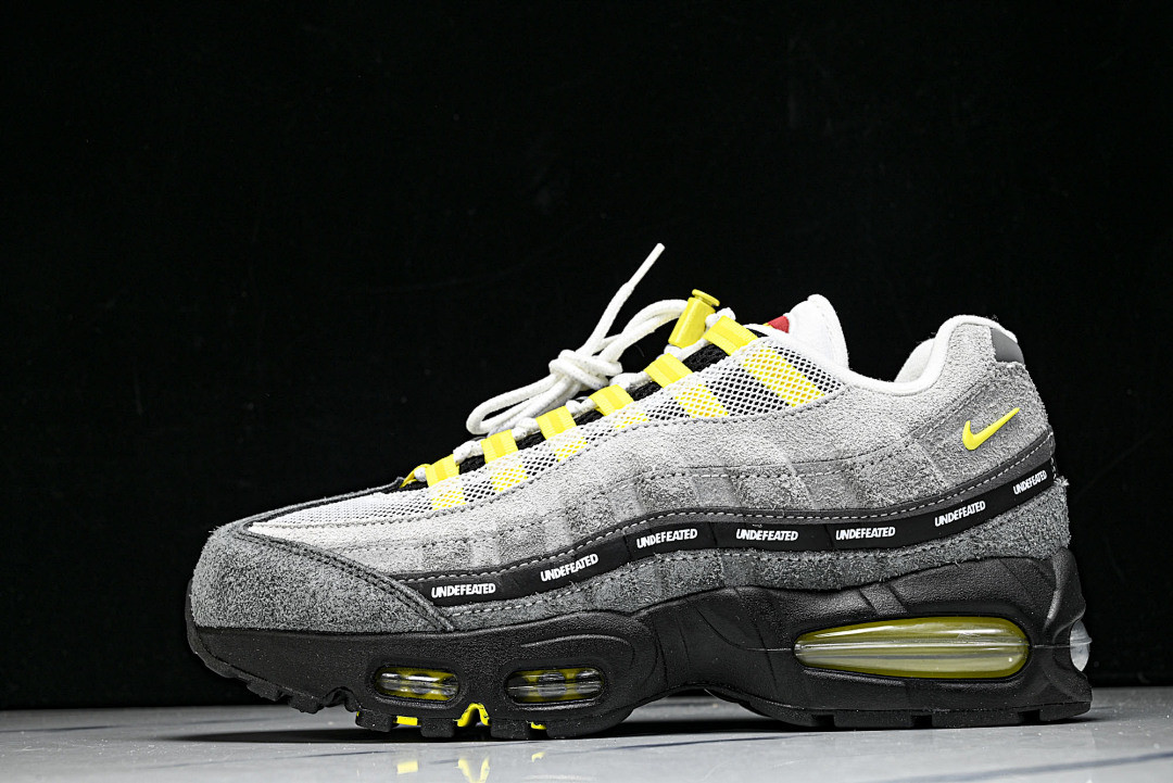 Undefeated x Nike Air Max 95 IB4523-002