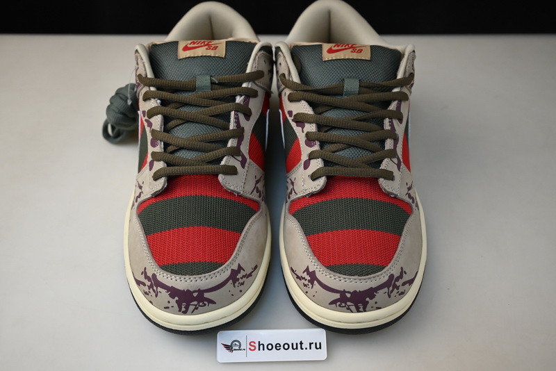 Nike SB Dunk Low Freddy Krueger 313170-202