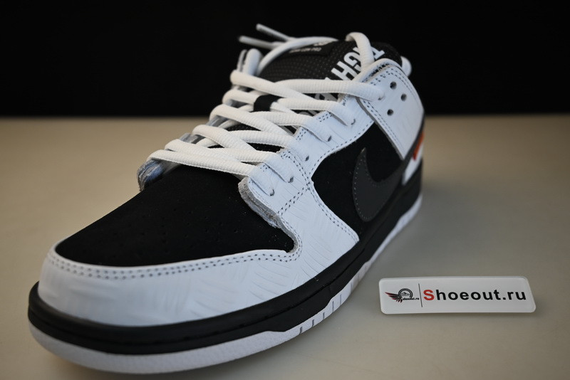 TIGHTBOOTH x Nike SB Dunk Low FD2629-100