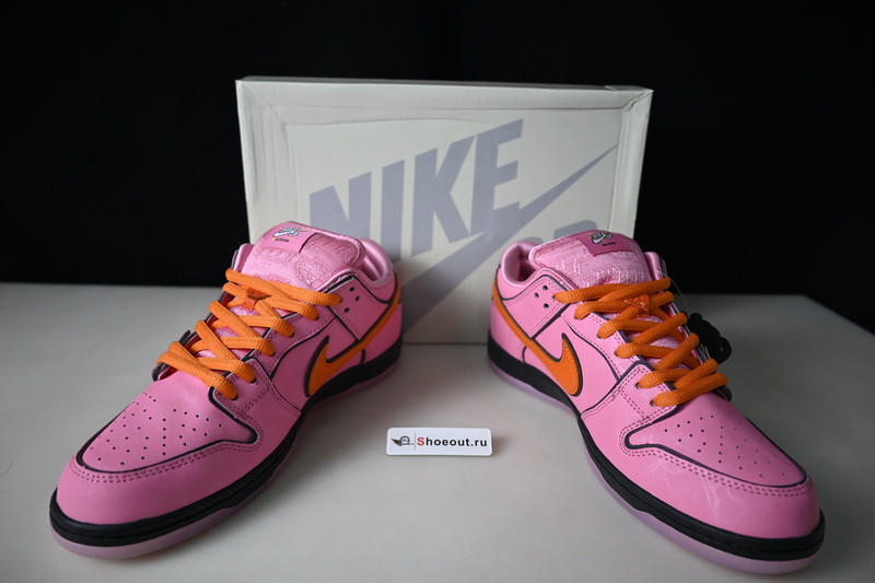 The Powerpuff Girls x Nike SB Dunk Low “Blossom” FD2631-600
