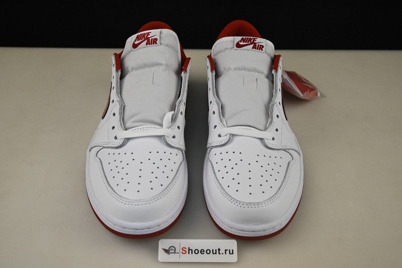 Air Jordan 1 Retro Low OG 705329-101